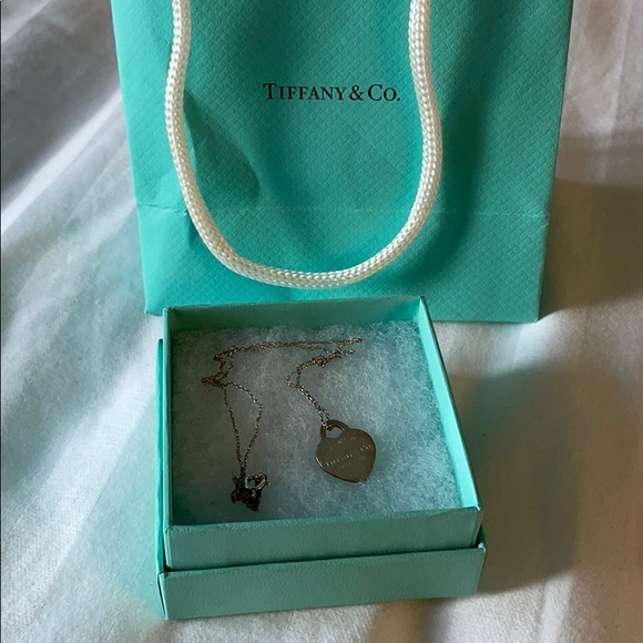 Tiffany Heart Tag Pendant - Picture 2 of 4